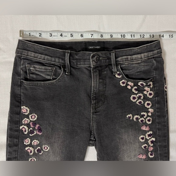 Driftwood Jeans Jackie Cherry Blossom Floral Embroidered Black Pink Size 26 - Picture 8 of 12